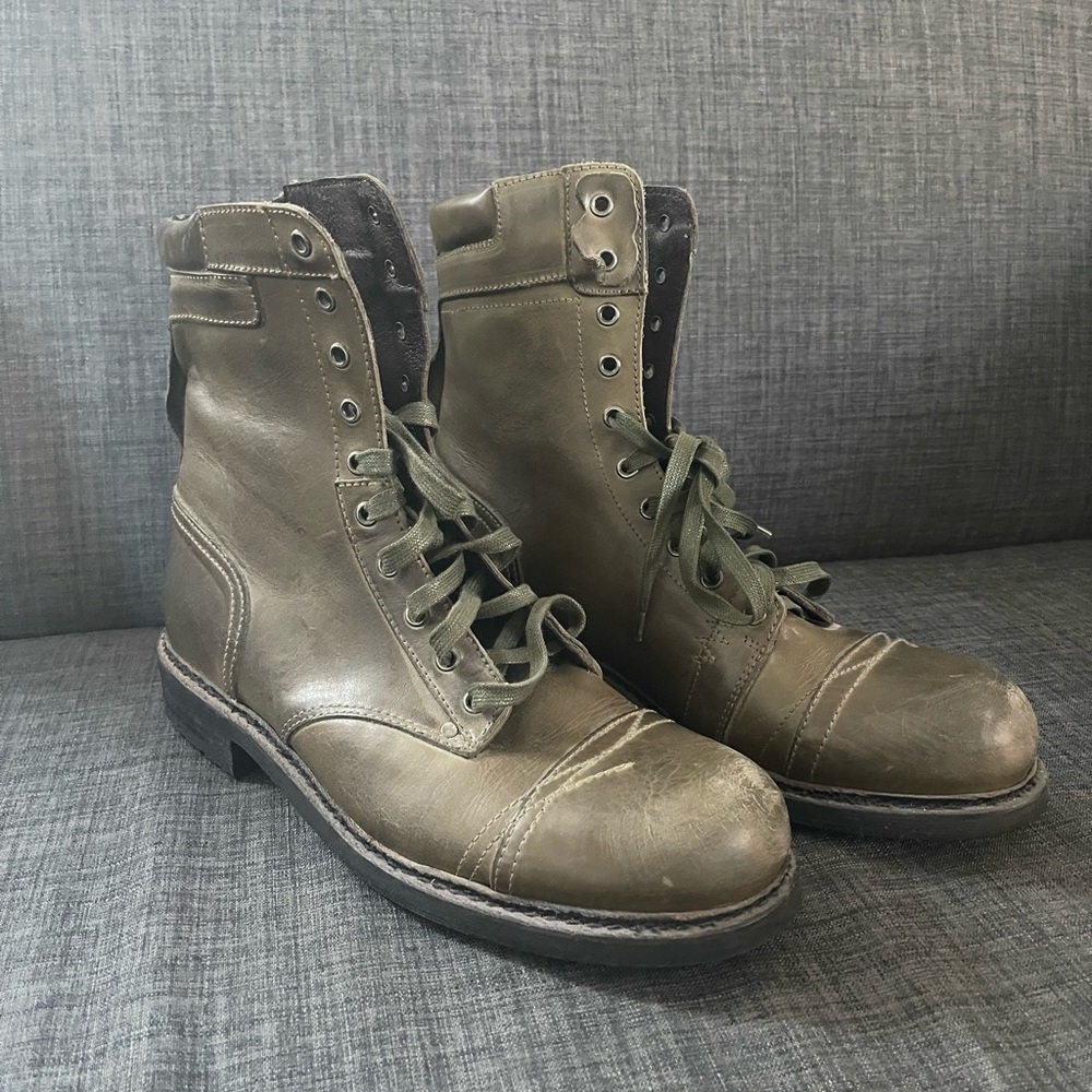 Men’s Diesel combat boots